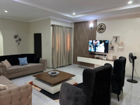 Well furnished and very spacious apartment in Wuye